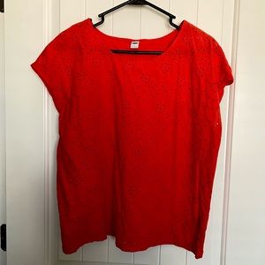 size large top